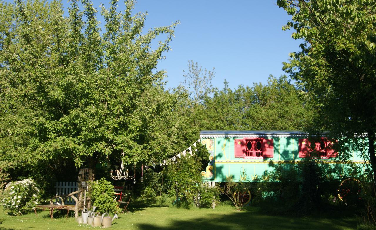 Un Parfum De Violette Bed & Breakfast Fourneville Exterior foto